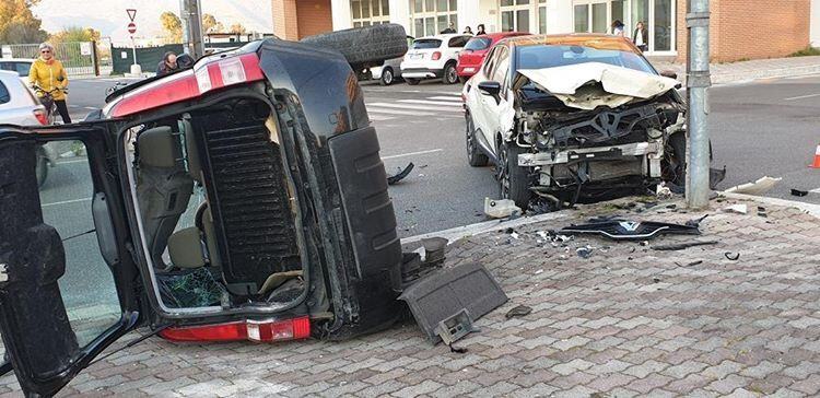 Terribile Incidente Tra Via Dei Volsci E Piazza Moro A Latina: Due ...